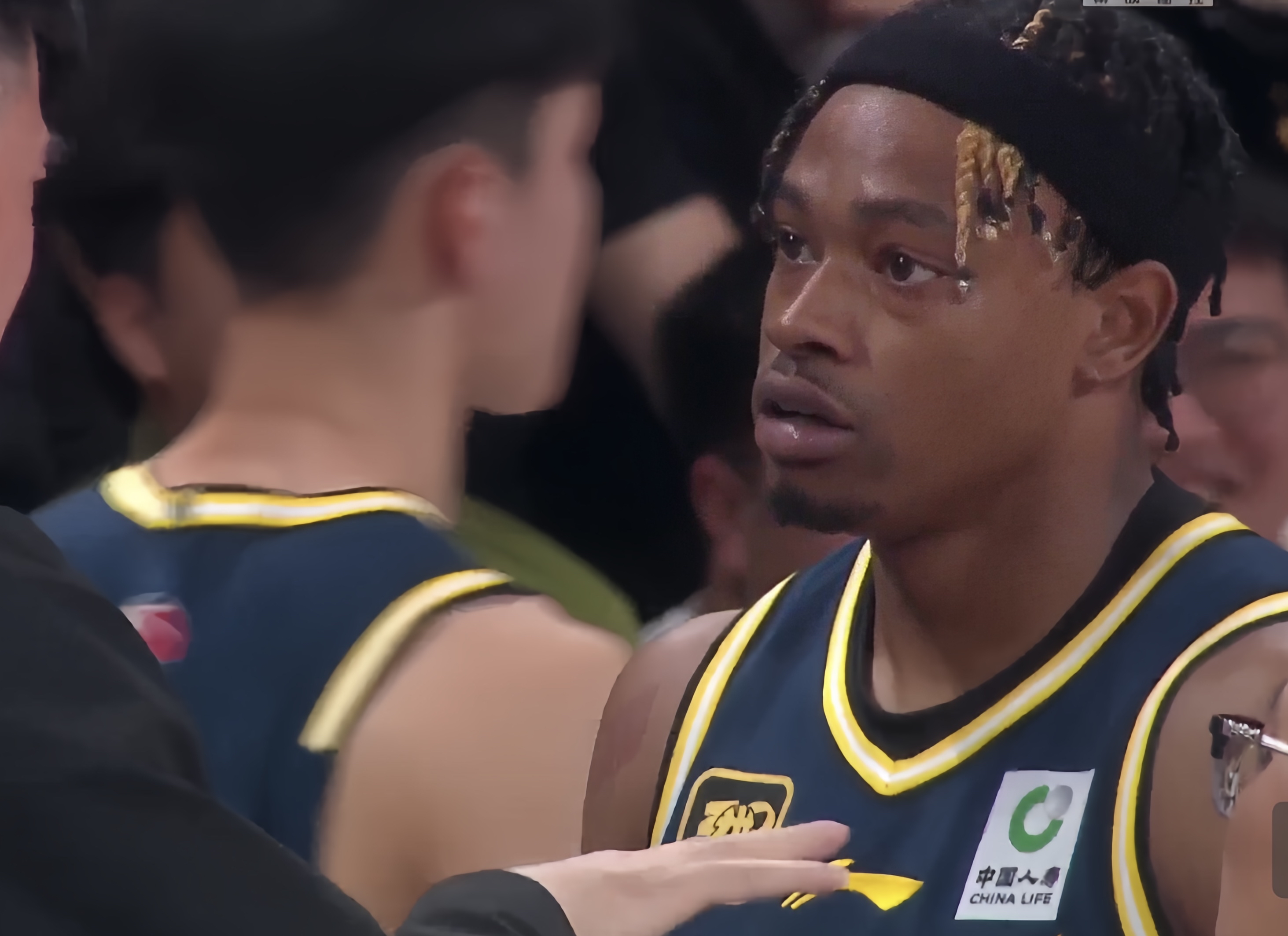 爱游戏APP-风云突变门兴格拉德巴赫窗口期复出首秀NBA总决赛今晚再迎强敌，现场解说直呼：字母哥在勇士比赛中逆转(活塞vs凯尔特人第一节腾讯网视频)